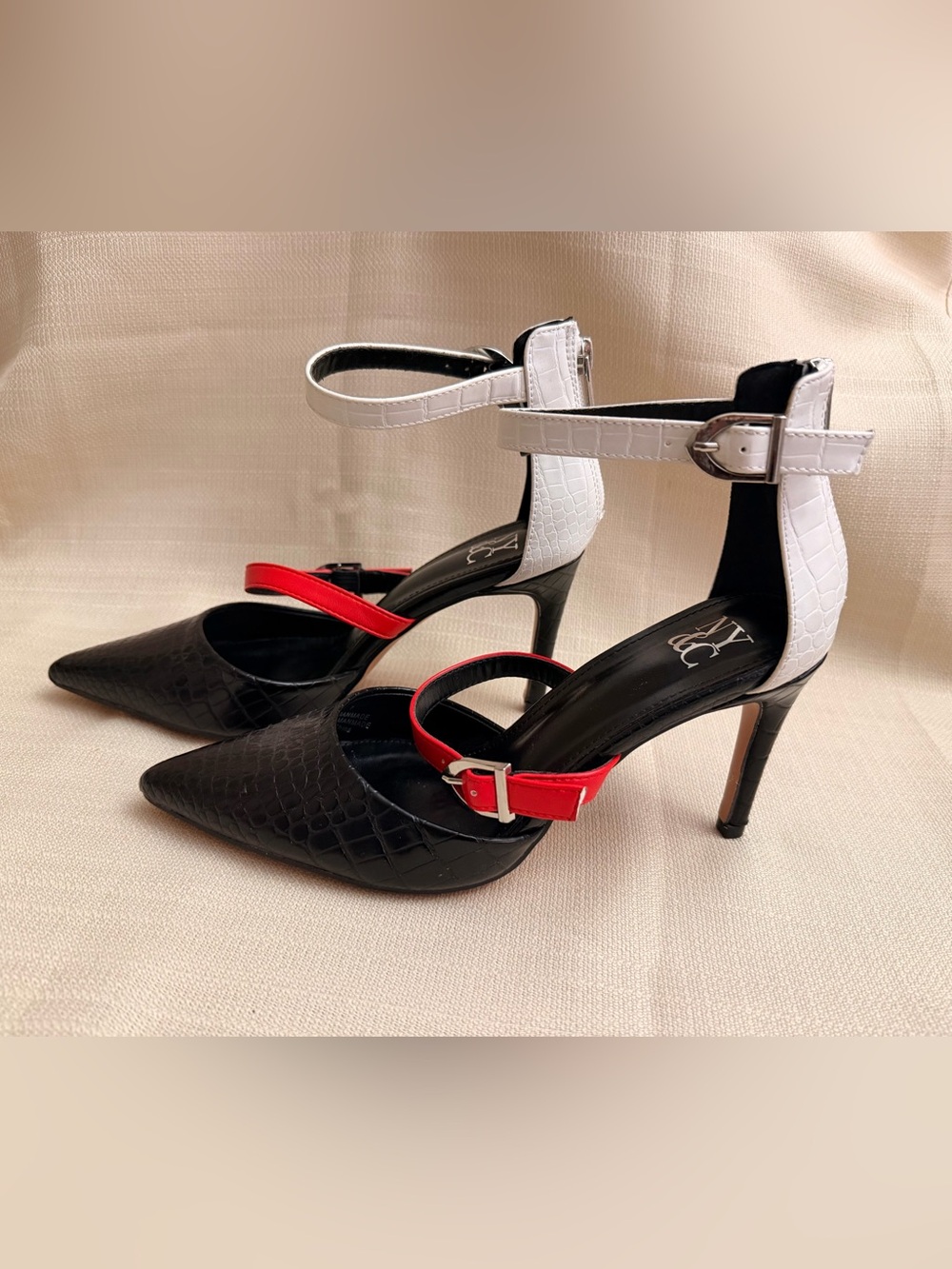 New York & Company Black Pointed Pump with White Ankle and Red Mid Strap - Picture 4 of 8